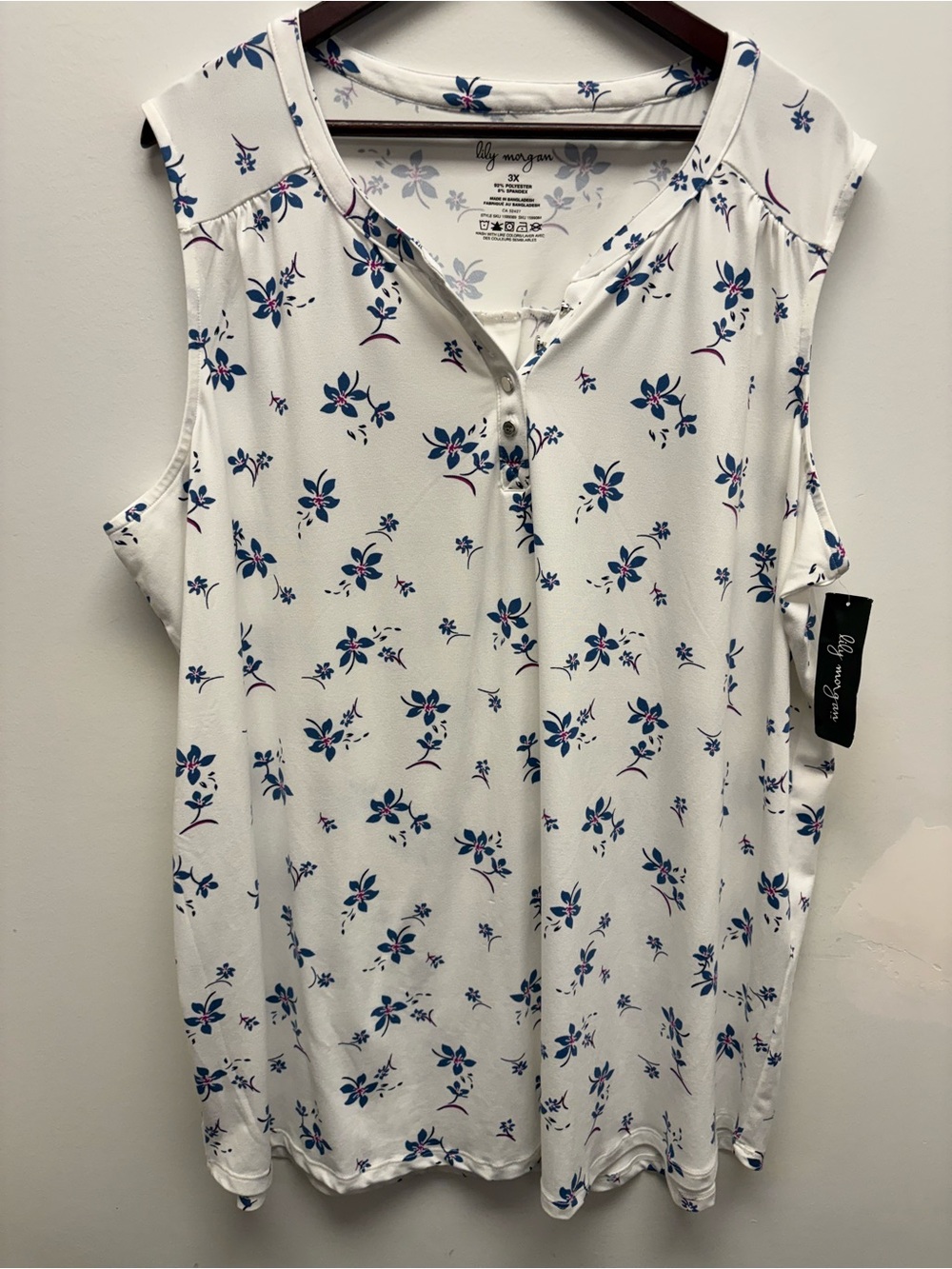 4 for $25 New 🌸 Lily Morgan Floral Sleeveless Blouse 3X 🌸